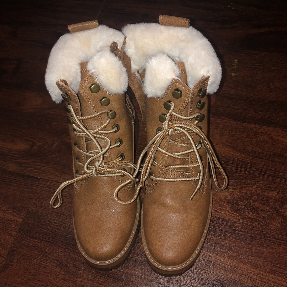 Steve Madden boots size 6